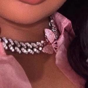 Meet your Posher, Lena